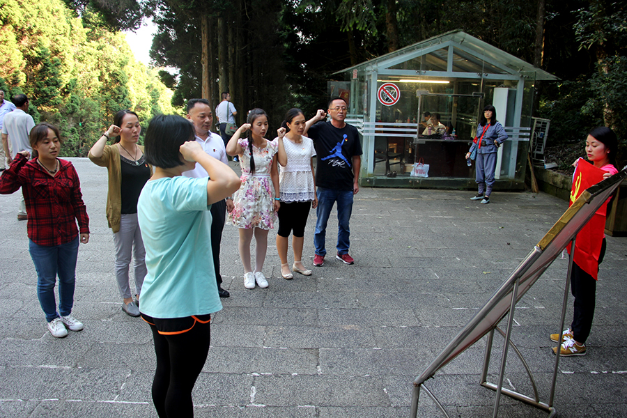 1663221335.jpg 2017092011513843.jpg